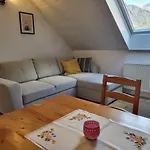 & 2* Bohinji-tó