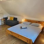 & Pensionat 2*