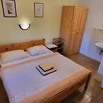 Vendégház &