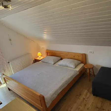 & 2* Bohinj