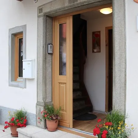 Apartments&hostel Gasthuis 2*